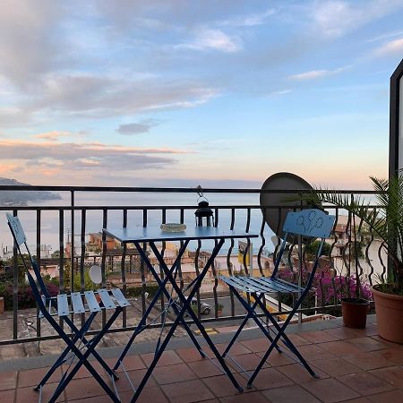 "Sea-See" Studio Taormina Center - Bellissima Vista Mare - Corner Kitchen Exterior photo